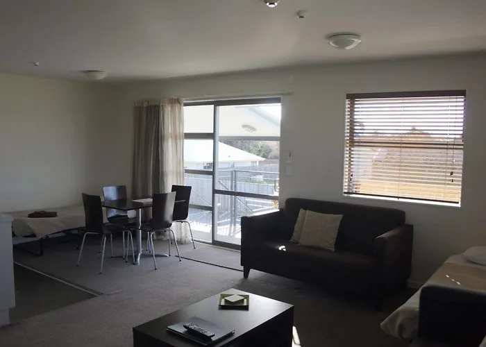Pegasus Gateway Motels & Apartments